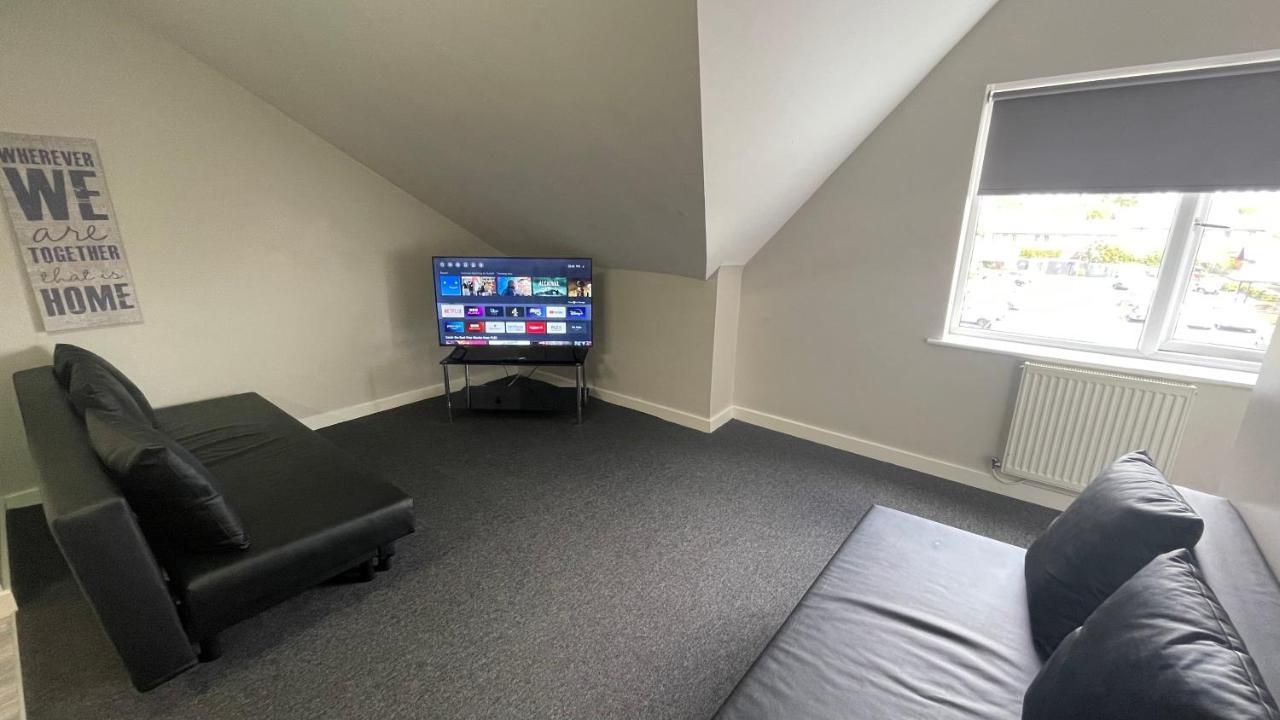 Mays Apartments - 102 Mill Street, Free Parking, 2 Minute Walk To Baltic Market And City Centre - Apartments Sleep 1-10 Guests Liverpool Eksteriør billede