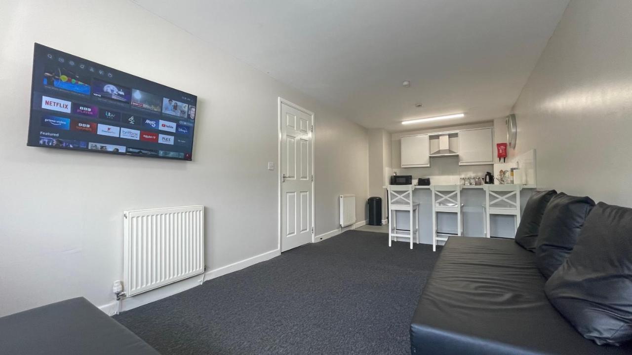 Mays Apartments - 102 Mill Street, Free Parking, 2 Minute Walk To Baltic Market And City Centre - Apartments Sleep 1-10 Guests Liverpool Eksteriør billede
