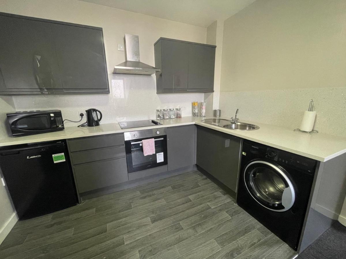 Mays Apartments - 102 Mill Street, Free Parking, 2 Minute Walk To Baltic Market And City Centre - Apartments Sleep 1-10 Guests Liverpool Eksteriør billede