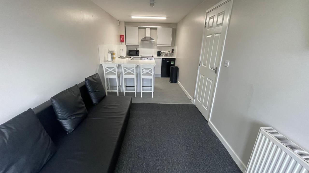 Mays Apartments - 102 Mill Street, Free Parking, 2 Minute Walk To Baltic Market And City Centre - Apartments Sleep 1-10 Guests Liverpool Eksteriør billede