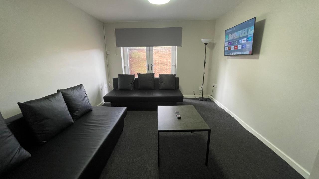 Mays Apartments - 102 Mill Street, Free Parking, 2 Minute Walk To Baltic Market And City Centre - Apartments Sleep 1-10 Guests Liverpool Eksteriør billede