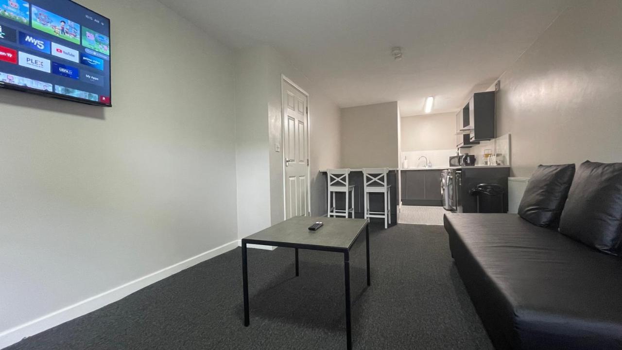 Mays Apartments - 102 Mill Street, Free Parking, 2 Minute Walk To Baltic Market And City Centre - Apartments Sleep 1-10 Guests Liverpool Eksteriør billede