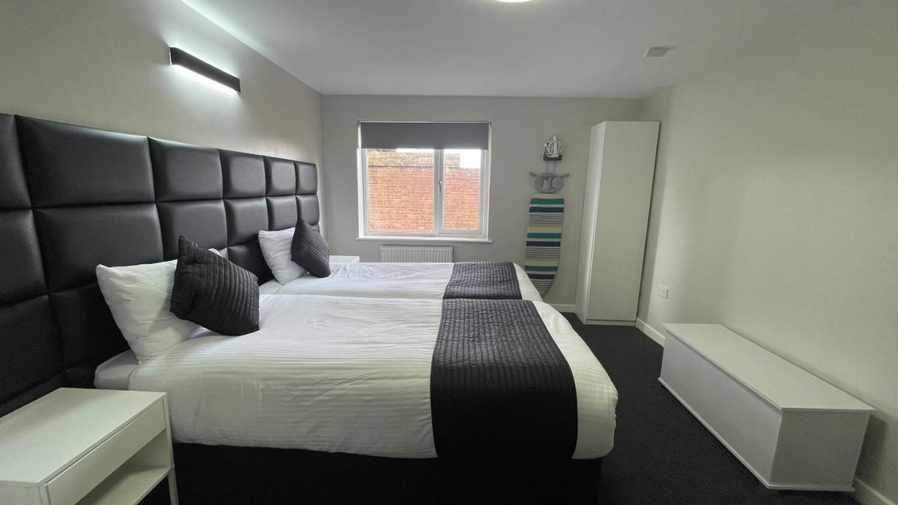 Mays Apartments - 102 Mill Street, Free Parking, 2 Minute Walk To Baltic Market And City Centre - Apartments Sleep 1-10 Guests Liverpool Eksteriør billede