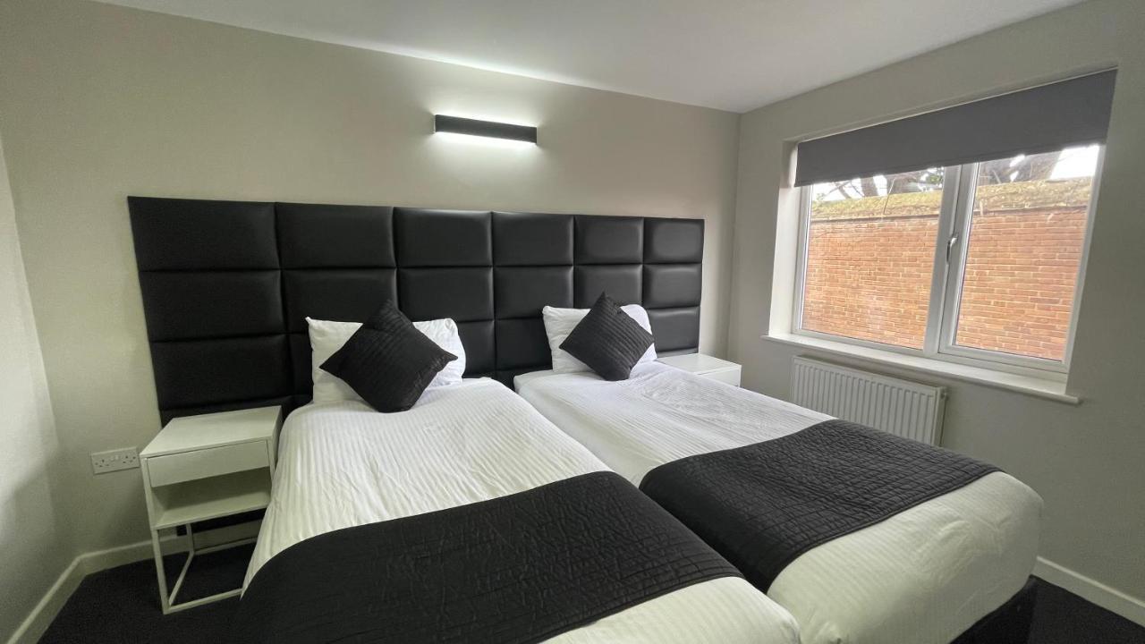 Mays Apartments - 102 Mill Street, Free Parking, 2 Minute Walk To Baltic Market And City Centre - Apartments Sleep 1-10 Guests Liverpool Eksteriør billede
