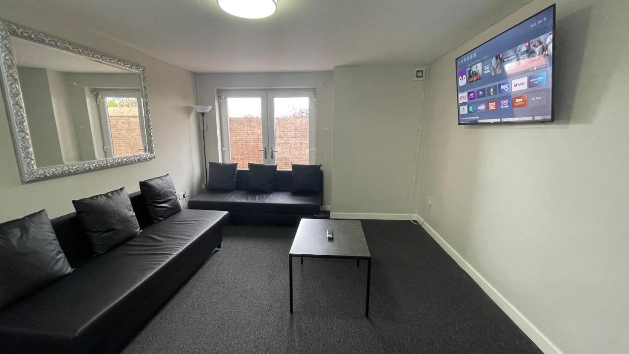 Mays Apartments - 102 Mill Street, Free Parking, 2 Minute Walk To Baltic Market And City Centre - Apartments Sleep 1-10 Guests Liverpool Eksteriør billede