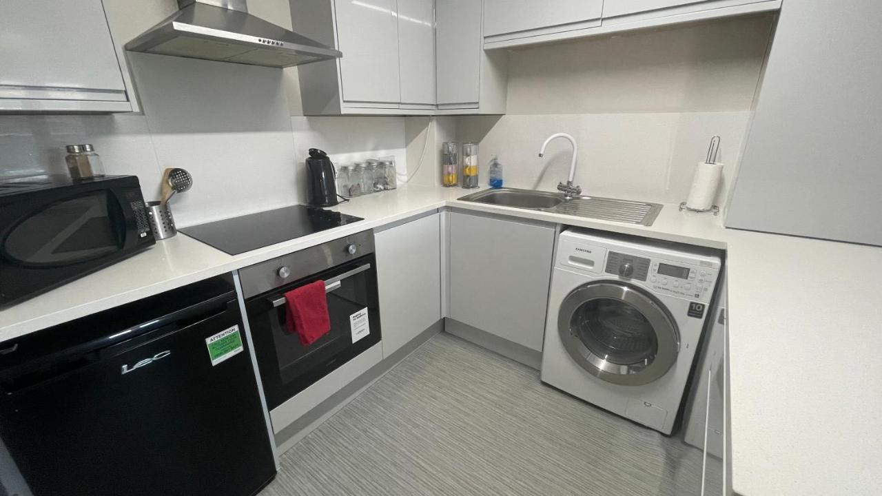 Mays Apartments - 102 Mill Street, Free Parking, 2 Minute Walk To Baltic Market And City Centre - Apartments Sleep 1-10 Guests Liverpool Eksteriør billede