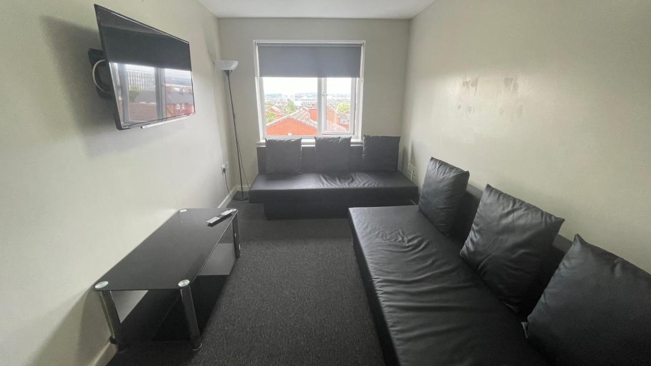 Mays Apartments - 102 Mill Street, Free Parking, 2 Minute Walk To Baltic Market And City Centre - Apartments Sleep 1-10 Guests Liverpool Eksteriør billede